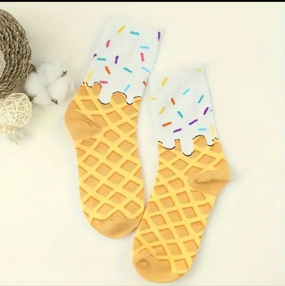 Accessories - 🔥FASHIONABLE SOCKS🔥